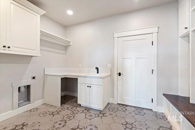 6079 W Biathlon Ct., Eagle, ID 83616