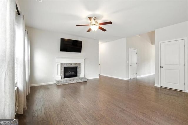 6215 Vista Crossing Way, Cumming, GA 30028