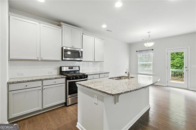 6215 Vista Crossing Way, Cumming, GA 30028