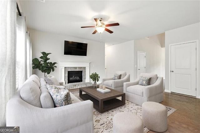 6215 Vista Crossing Way, Cumming, GA 30028