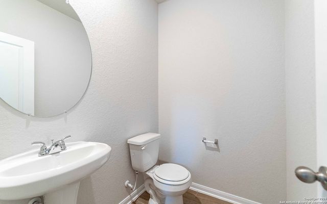 1240 Sweden, Seguin, TX 78155