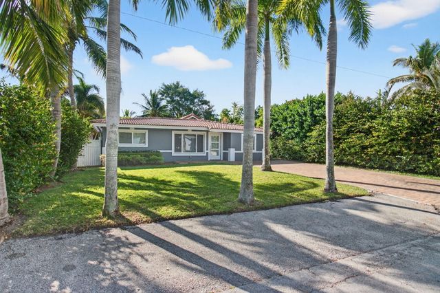 360 SW 2nd Street, Boca Raton, FL 33432