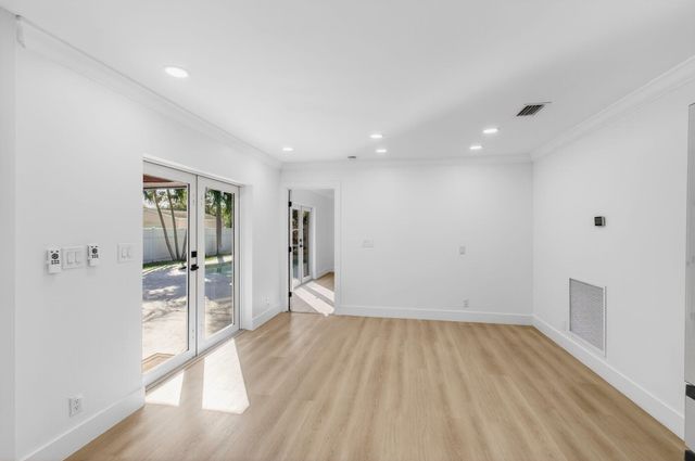 360 SW 2nd Street, Boca Raton, FL 33432