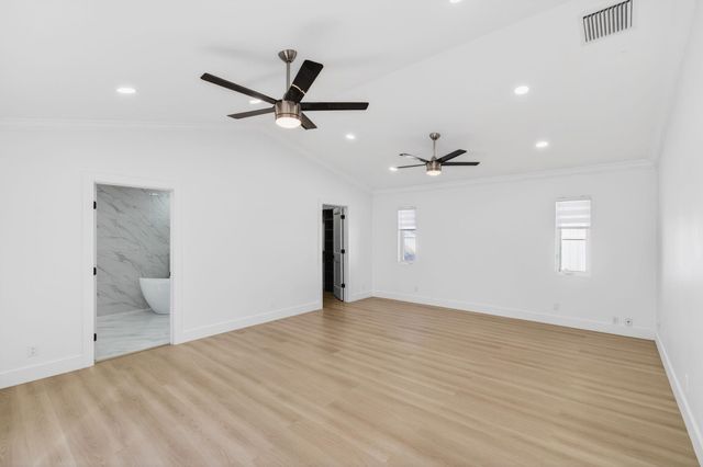 360 SW 2nd Street, Boca Raton, FL 33432