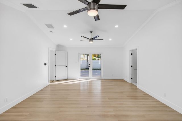 360 SW 2nd Street, Boca Raton, FL 33432