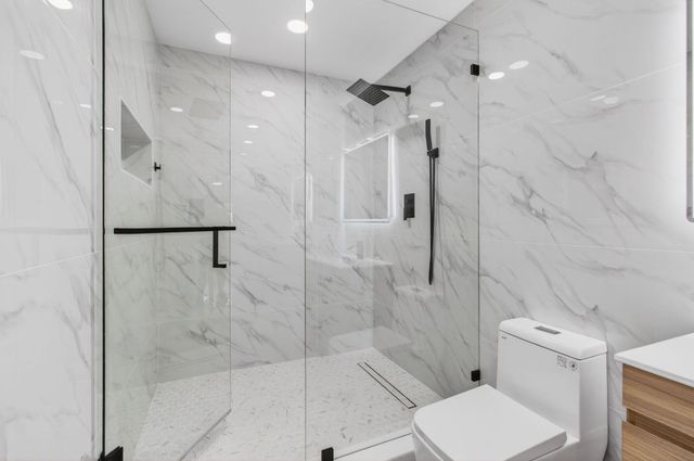 360 SW 2nd Street, Boca Raton, FL 33432