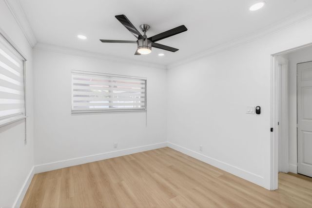 360 SW 2nd Street, Boca Raton, FL 33432