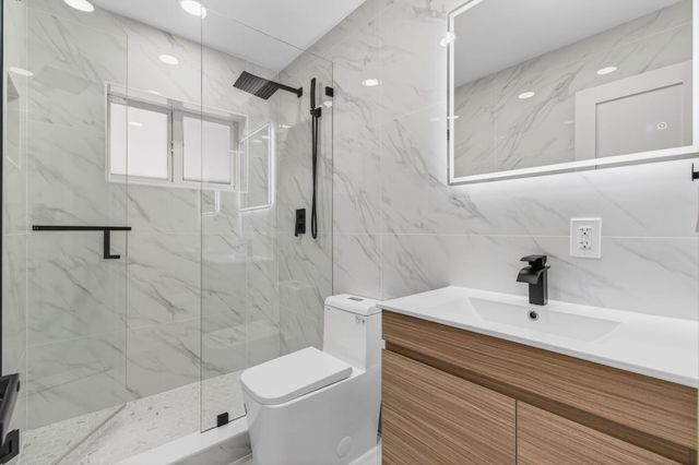 360 SW 2nd Street, Boca Raton, FL 33432