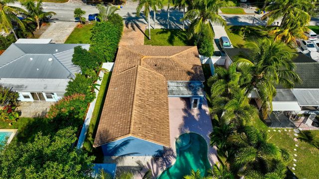 360 SW 2nd Street, Boca Raton, FL 33432