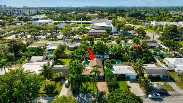 360 SW 2nd Street, Boca Raton, FL 33432