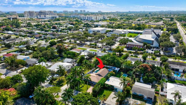360 SW 2nd Street, Boca Raton, FL 33432