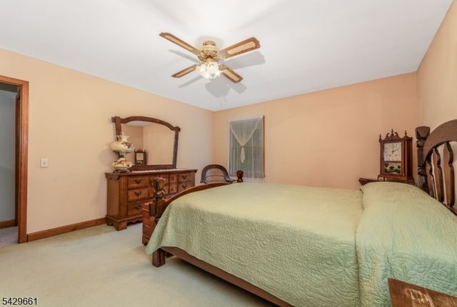87 Buckhorn Dr, White Twp., NJ 07823