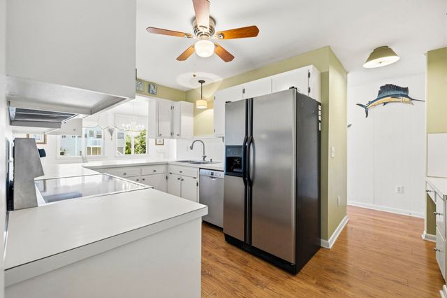 268 Lakeshore Dr., Pawleys Island, SC 29585