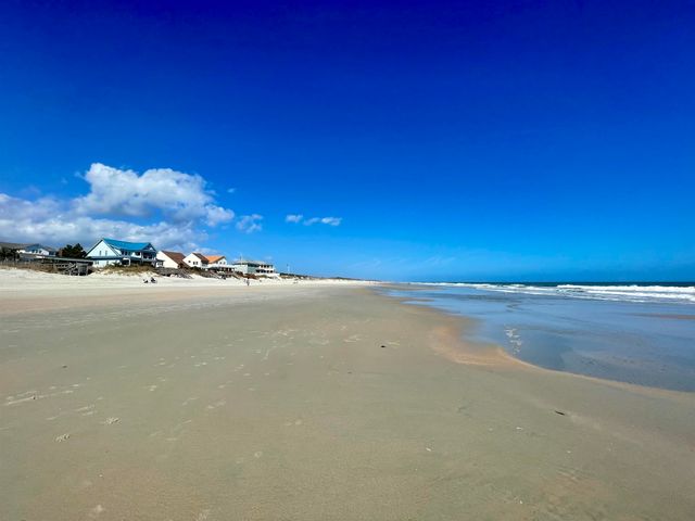 268 Lakeshore Dr., Pawleys Island, SC 29585
