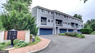 27 RICHARD COURT, Princeton, NJ 08540
