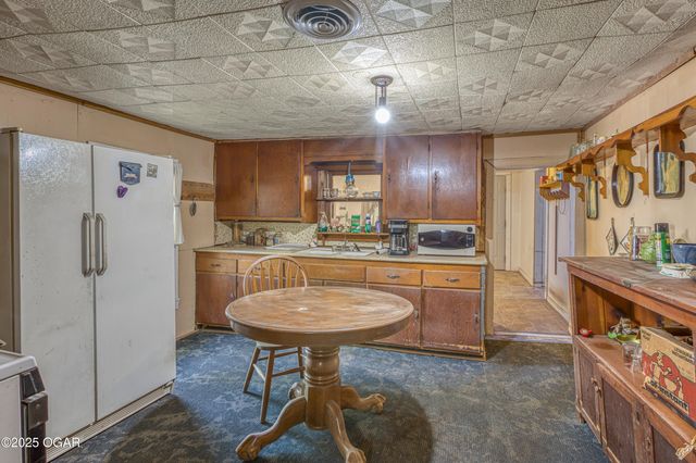 1205 Wisconsin Avenue, Joplin, MO 64801