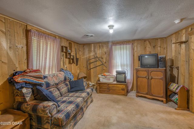 1205 Wisconsin Avenue, Joplin, MO 64801