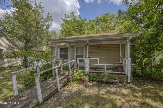 1205 Wisconsin Avenue, Joplin, MO 64801