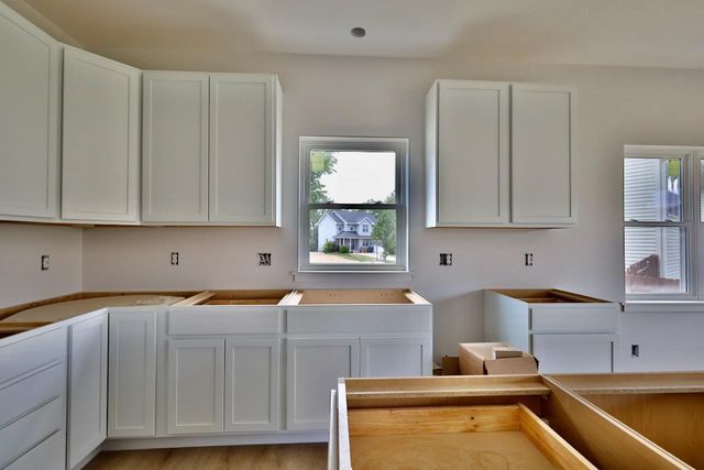 4401 Crested Owl Lane, Madison, WI 53718