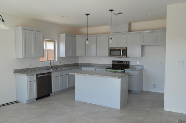 13122 E 55 Ln, Yuma, AZ 85367