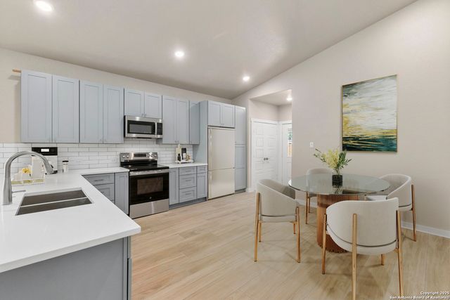 15227 Rosa Trl, San Antonio, TX 78253