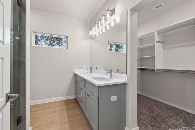 15227 Rosa Trl, San Antonio, TX 78253