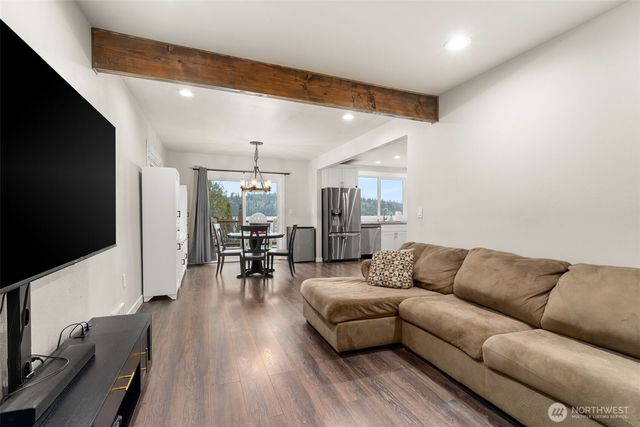 2111 E State Route 3, Shelton, WA 98584