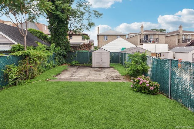 46-27 Robinson Street, Flushing, NY 11355
