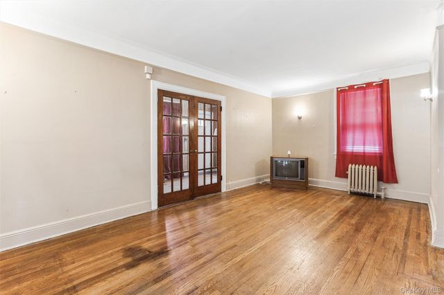 46-27 Robinson Street, Flushing, NY 11355