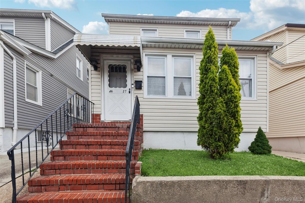 46-27 Robinson Street, Flushing, NY 11355