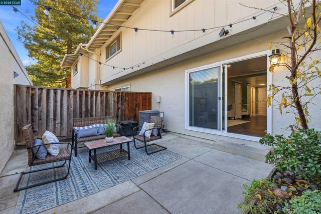 1804 Wildbrook Ct C, Concord, CA 94521