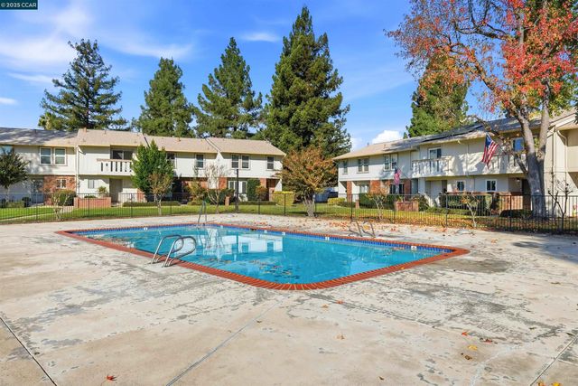 1804 Wildbrook Ct C, Concord, CA 94521