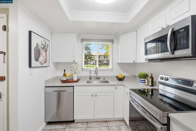 1804 Wildbrook Ct C, Concord, CA 94521