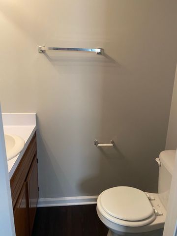 1510 W Knollwood Cir Apt 5, Clarksville, TN 37043