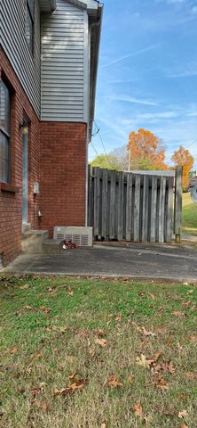 1510 W Knollwood Cir Apt 5, Clarksville, TN 37043