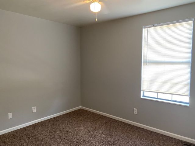 1510 W Knollwood Cir Apt 5, Clarksville, TN 37043