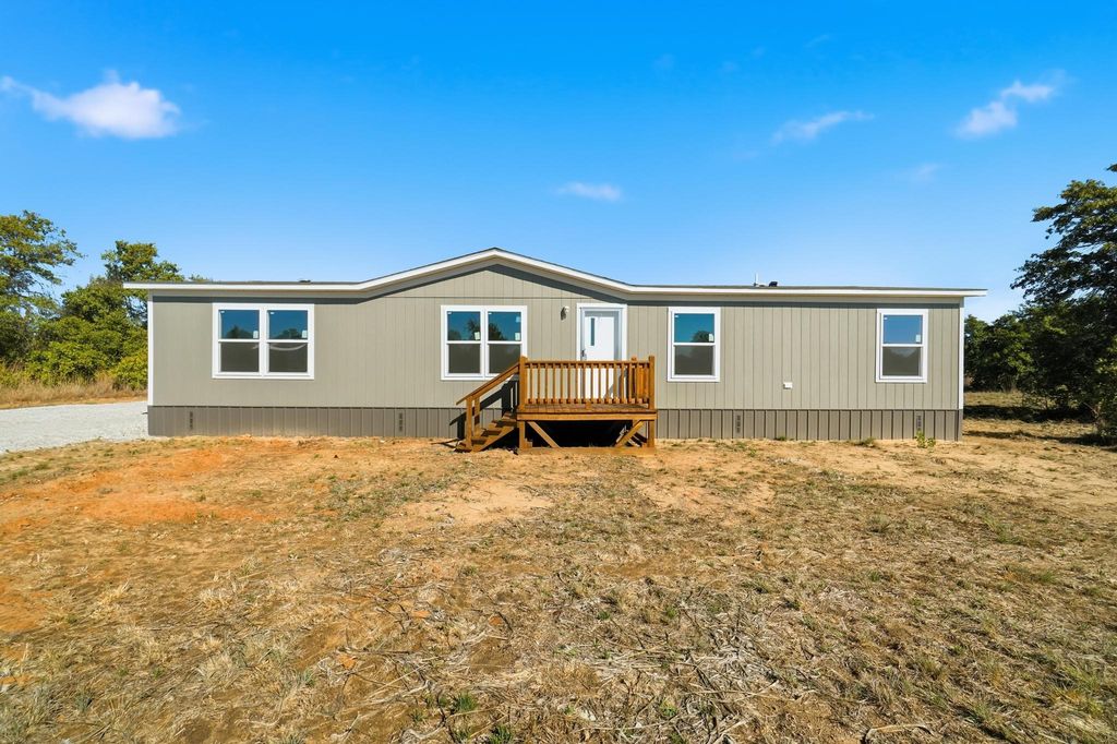 2557 Live Oak Trail, Clyde, TX 79510