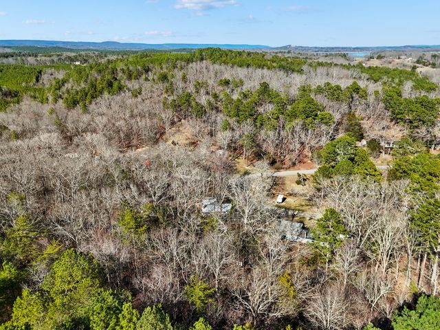 16127 Lakewood Drive, Sale Creek, TN 37373