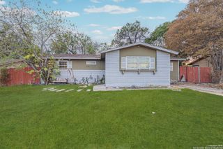 5714 Windyhill, San Antonio, TX 78242