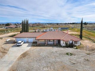 11077 Valle Vista Road, Phelan, CA 92371