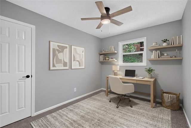 9310 NW 68th Street, Parkville, MO 64152
