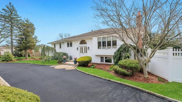 65 Pine Hill Lane, Dix Hills, NY 11746