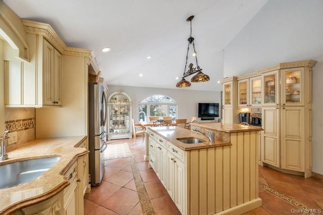 65 Pine Hill Lane, Dix Hills, NY 11746