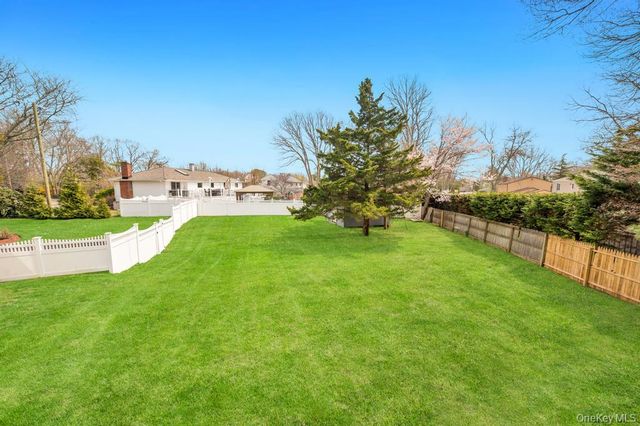 65 Pine Hill Lane, Dix Hills, NY 11746