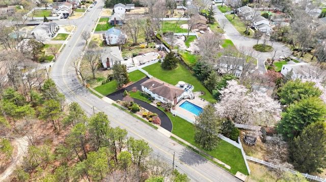 65 Pine Hill Lane, Dix Hills, NY 11746