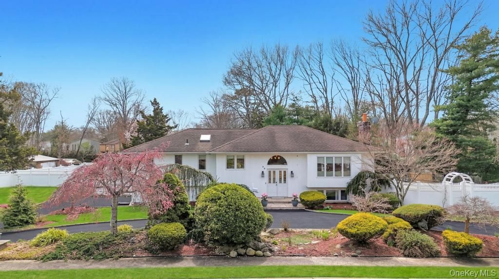 65 Pine Hill Lane, Dix Hills, NY 11746