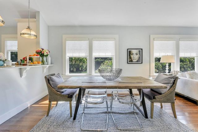 10 Henry Street, Southampton, NY 11968