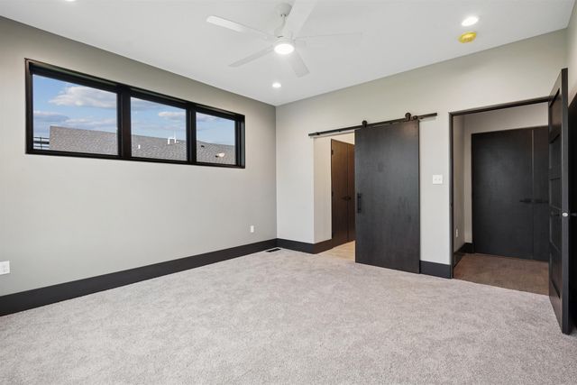 4012 Keagles Crossing, Cedar Falls, IA 50613