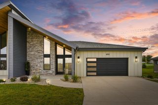 4012 Keagles Crossing, Cedar Falls, IA 50613