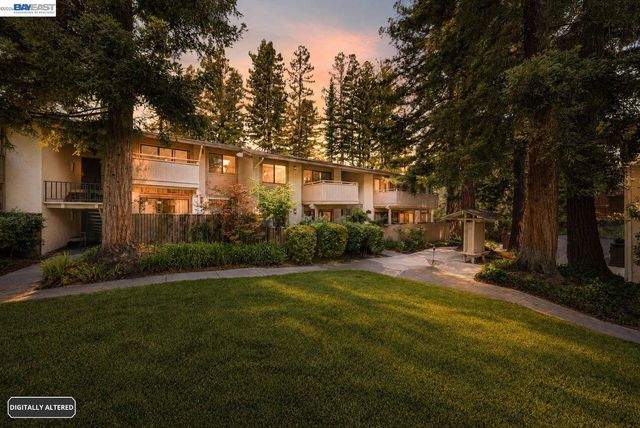 20720 4Th St 3, Saratoga, CA 95070